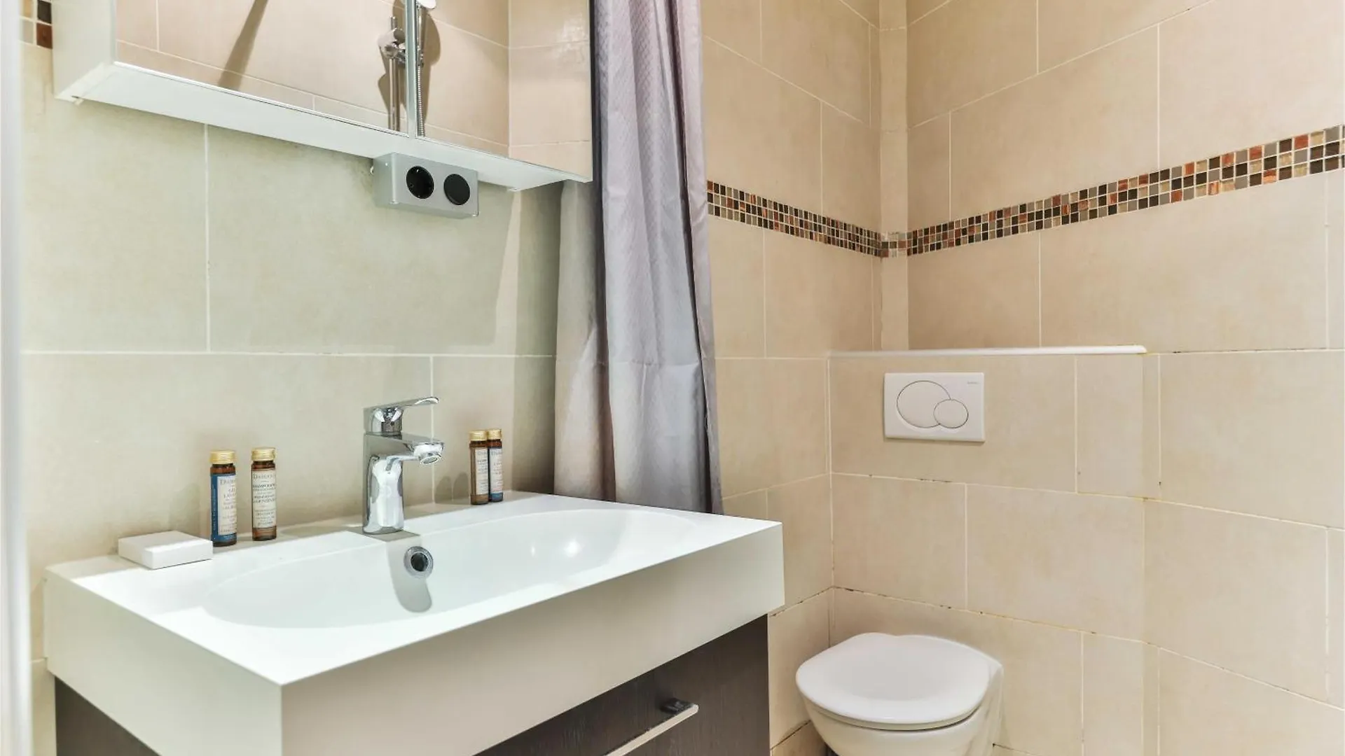Charming Apartment - 1Br 4P - Eiffel Tower Paris