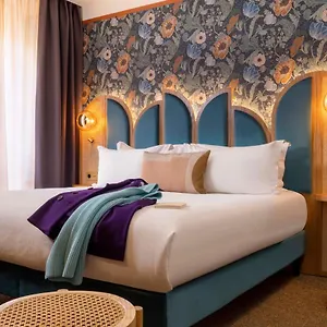 Otel Jardin De Cluny, Paris