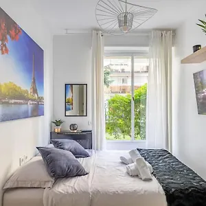 Cozy Near The Eiffel Tower Paris
