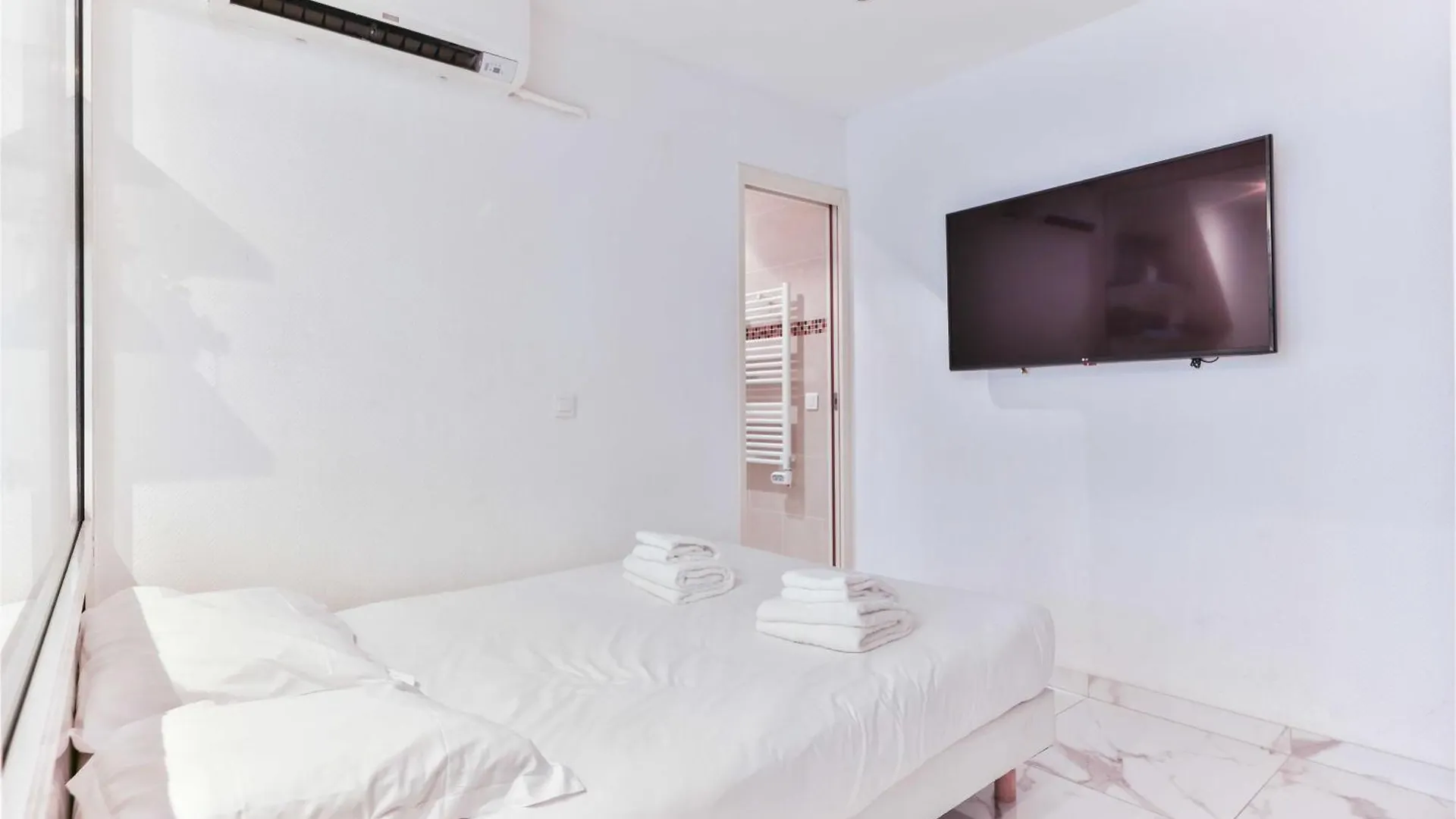 Charming Apartment - 1Br 4P - Eiffel Tower Paris
